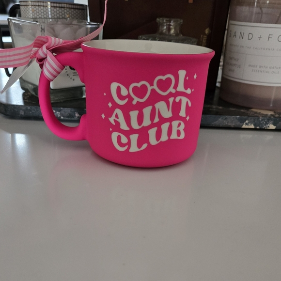 NWT "Cool Aunt Club" Mug - Picture 4 of 6